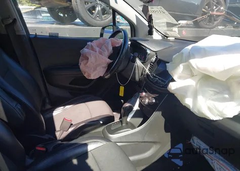 2020 Chevrolet Trax Fwd Lt из США, поврежденный, VIN KL7CJLSB2LB027359